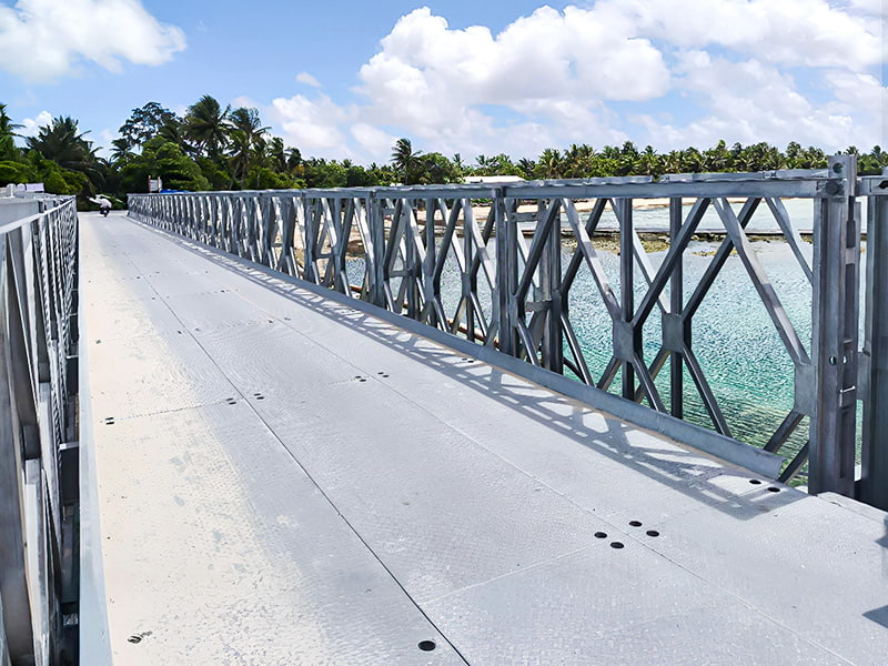 CB 200 Bailey Bridge kaksirivinen yksikerroksinen galvanoitu Bailey Bridge